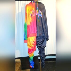 Legging and hoodie outfit